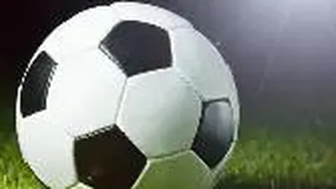 国青六人违规遭新华社点评：无视规则，成长路上自律不可或缺