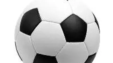 80名职工分三项目竞技，乒乓球独占8人，篮球排球参与人数如何交叉？